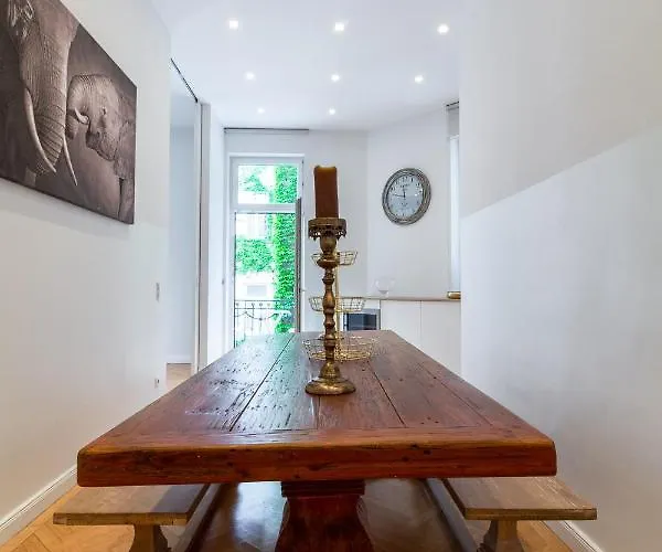 Διαμέρισμα Large Luxury Near Townhall & Votivkirche